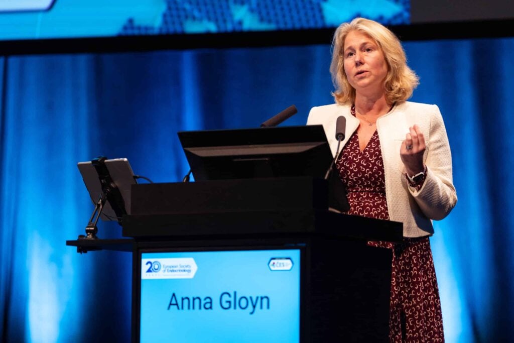 Cultural Exchange: How Anna L. Gloyn, DPhil, FMedSci, managed research in both Europe and the U.S.